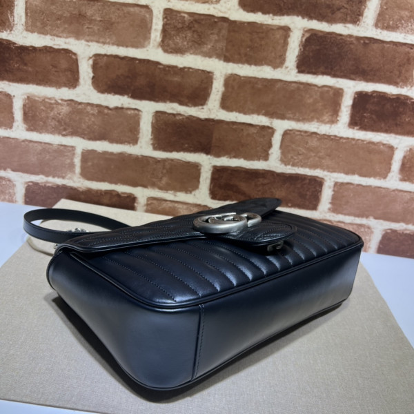 G*u*i gg marmont 31cm