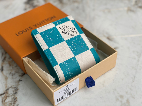 l0*is V*t0n multiple wallet