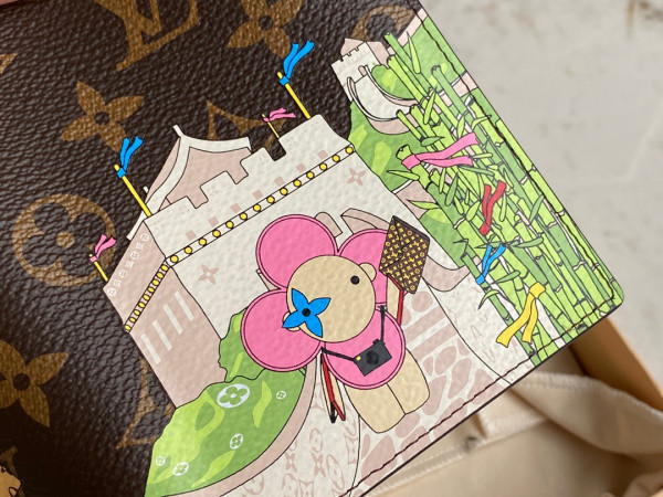 l0*is V*t0n passport cover