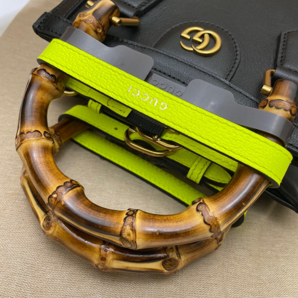 G*u*i diana mini tote bag