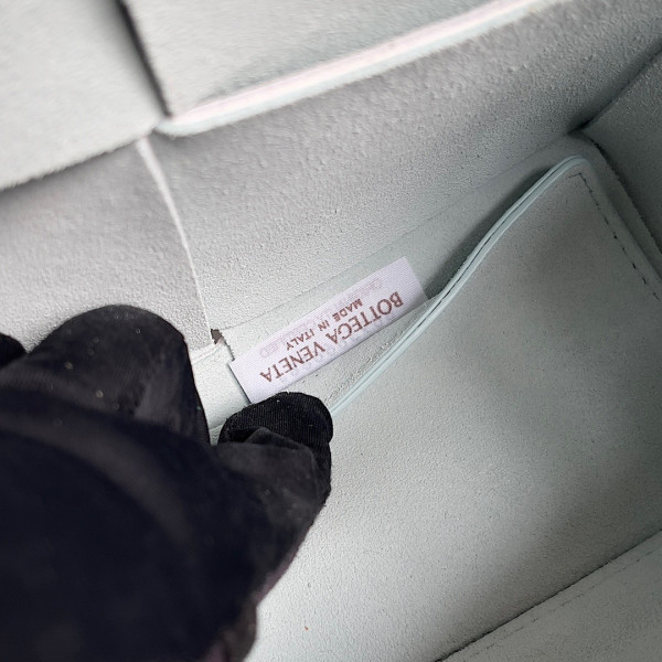 bo*te*ga Ve*ne*ta arco mini tote