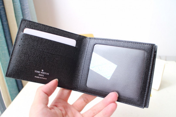 l0*is V*t0n amerigo wallet