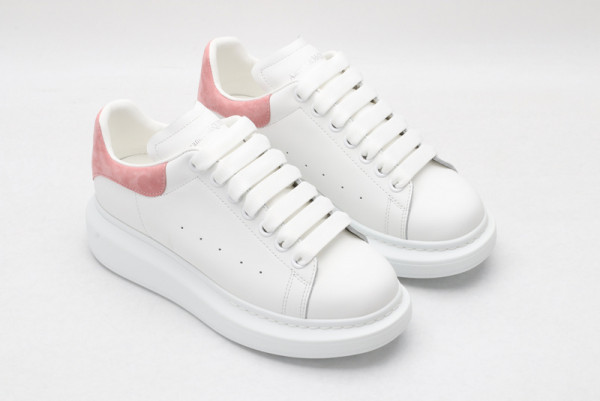 ale*d*r M*Q*en oversized sneaker
