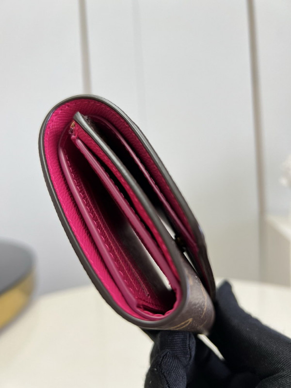 l0*is V*t0n victorine wallet