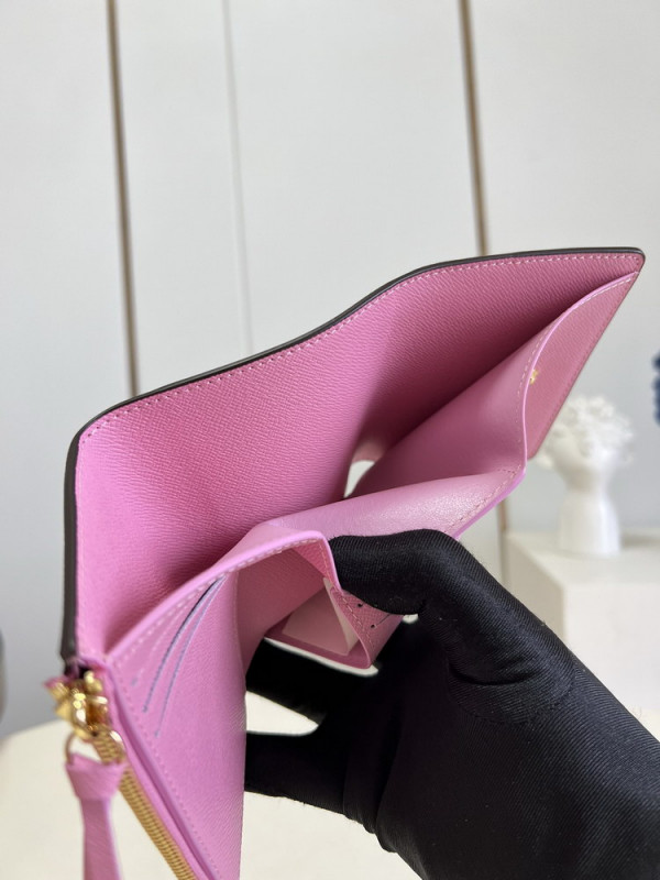 l0*is V*t0n victorine wallet