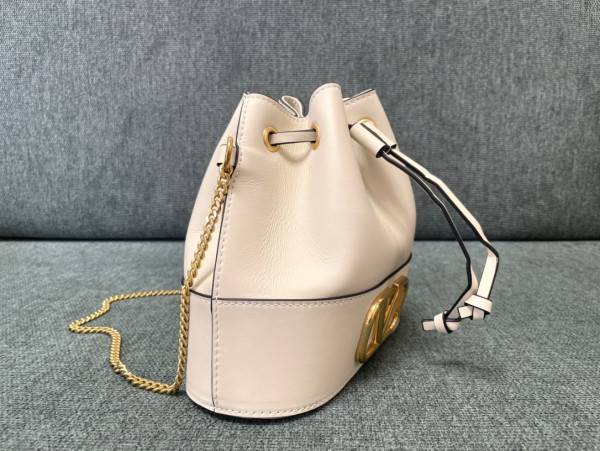 VALENTINO MINI BUCKET BAG IN NAPPA WITH VLOGO SIGNATURE CHAIN
