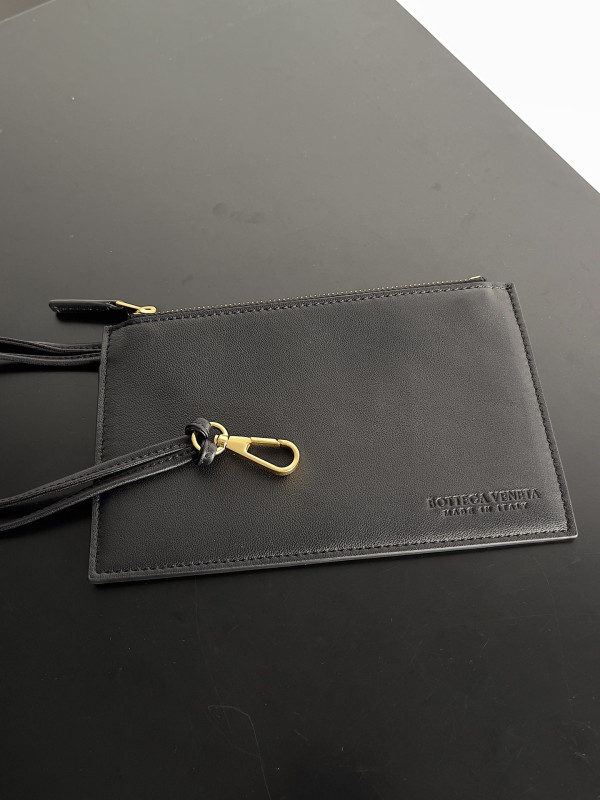 bo*te*ga Ve*ne*ta small andiamo