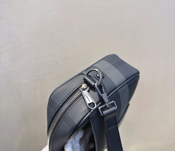 B**rry check and leather pouch