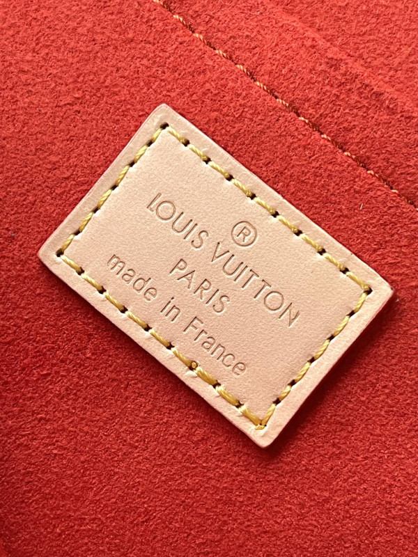 l0*is V*t0n alma backpack - 15*20*10 cm