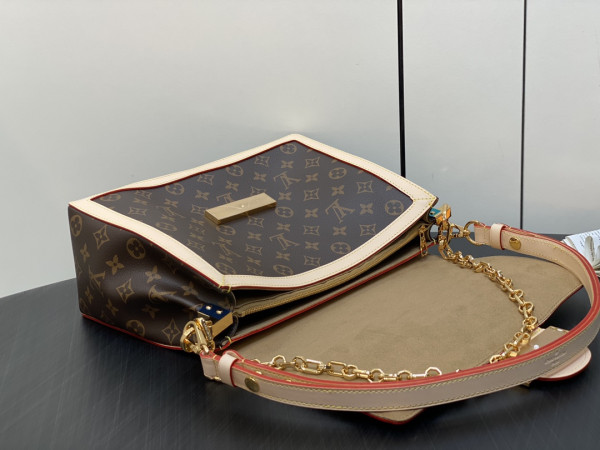 l0*is V*t0n dauphine-28*20*11cm