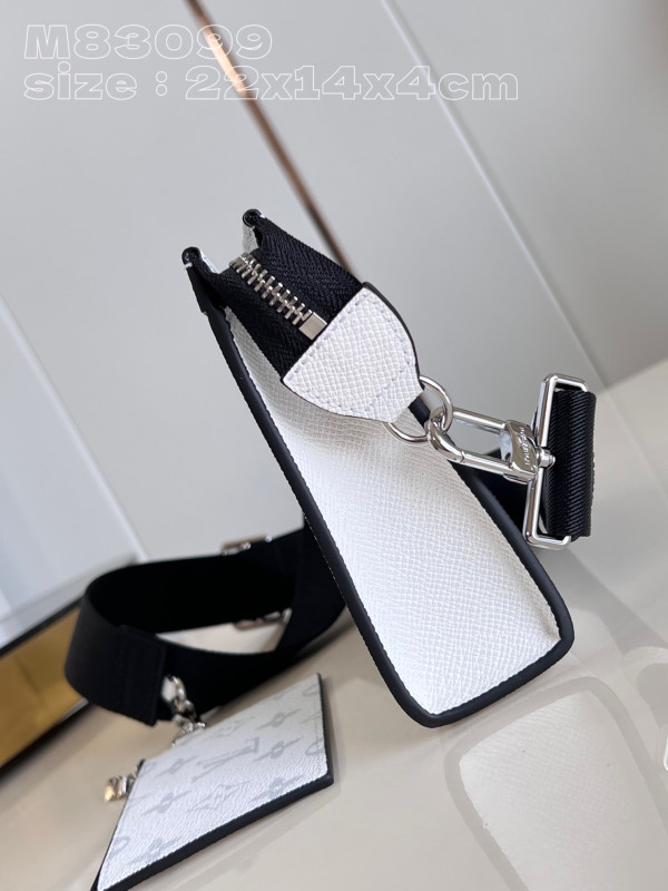 l0*is V*t0n gaston wearable wallet -22*14.5*4.5cm