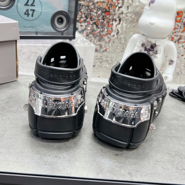 ba*len*cia*ga✖️Cr*0*s sandals