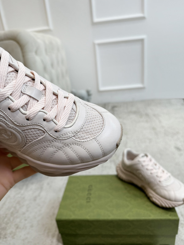 G*u*i ripple sneaker