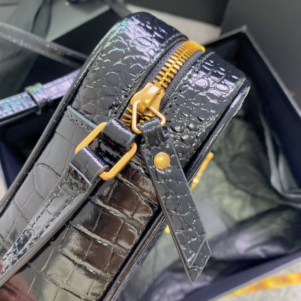 Y*L lou camera bag-23*16*6cm