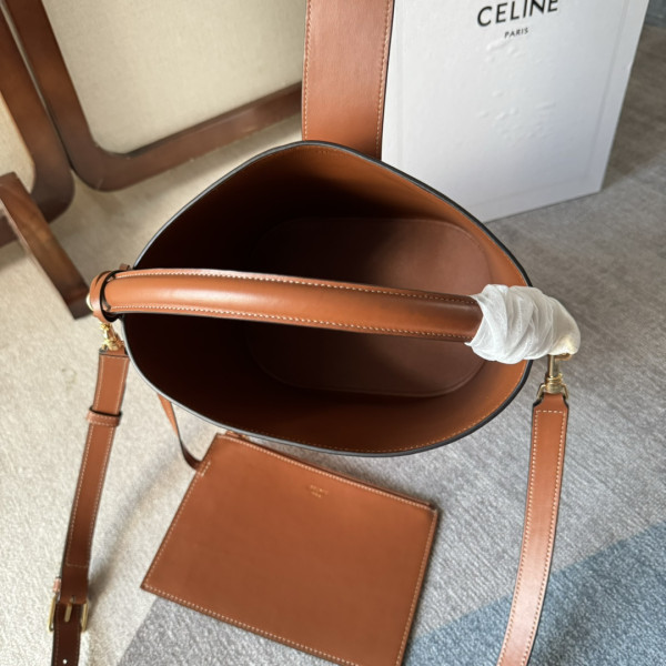 celin* medium L0*ise bag-23.5*24*16cm