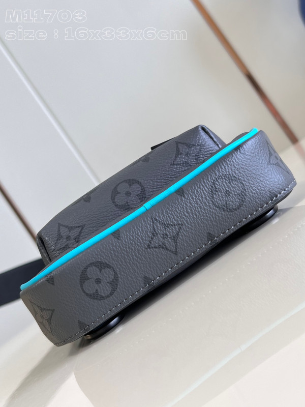 l0*is V*t0n avenue slingbag-16*33*5.7cm