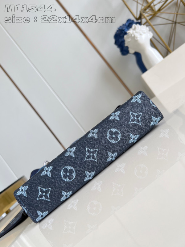 l0*is V*t0n gaston wearable wallet-22*14.5*4.5cm