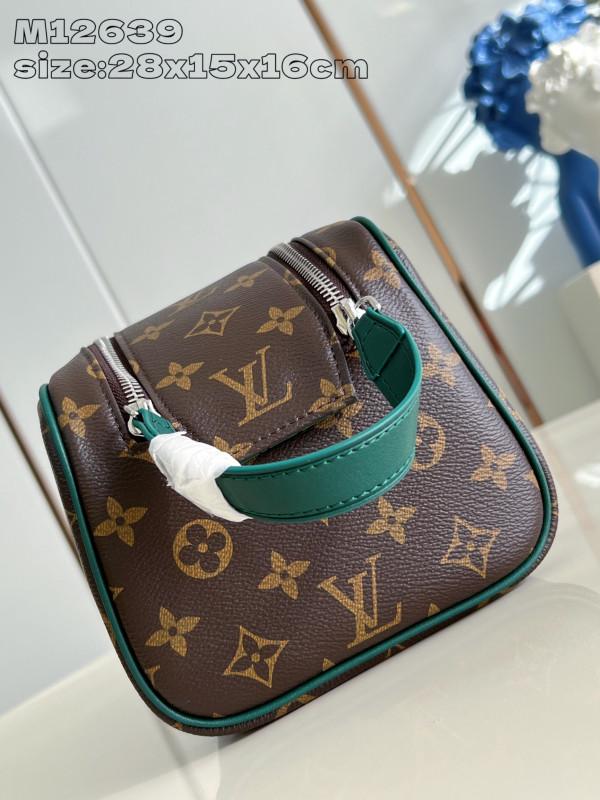 l0*is V*t0n dopp kit-28*15*16.5cm