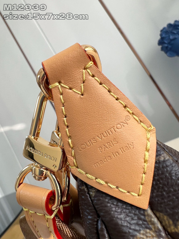 l0*is V*t0n looping bag-15 x 7 x 28cm