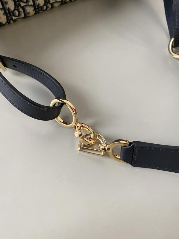 Diro Small D-Journey Bag-25.5*14.5*14CM