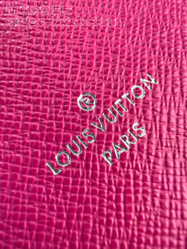 l0*is V*t0n pocket organizer-7.5*11.1*1 cm