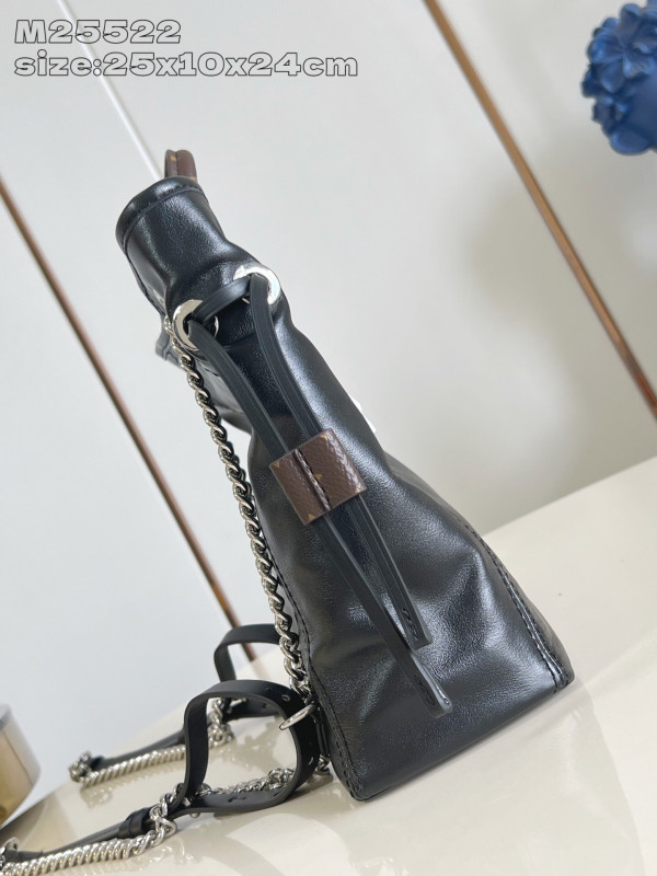 l0*is V*t0n off duty backpack vibe - 25*10*24cm