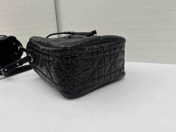 Diro D-Motion Bag - 23 x 24 x 13CM